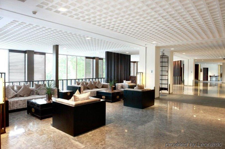Baiyun Lakeside Hotel Guangzhou Dalaman gambar