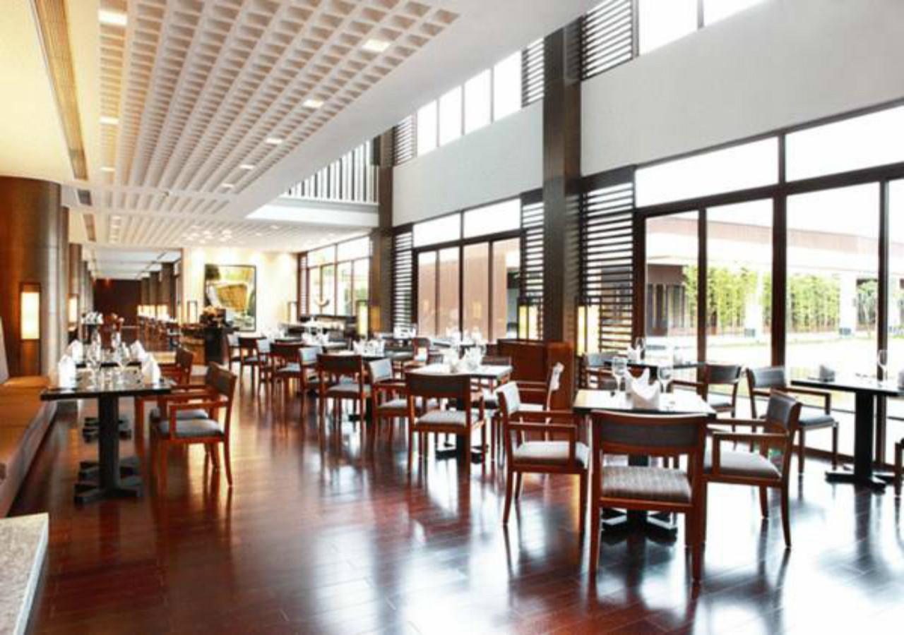 Baiyun Lakeside Hotel Guangzhou Restoran gambar