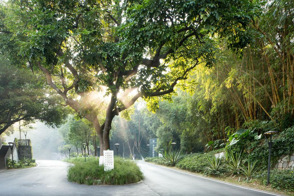 Baiyun Lakeside Hotel Guangzhou Luaran gambar